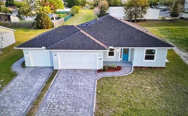 Building Photo - 824 Mendoza Dr