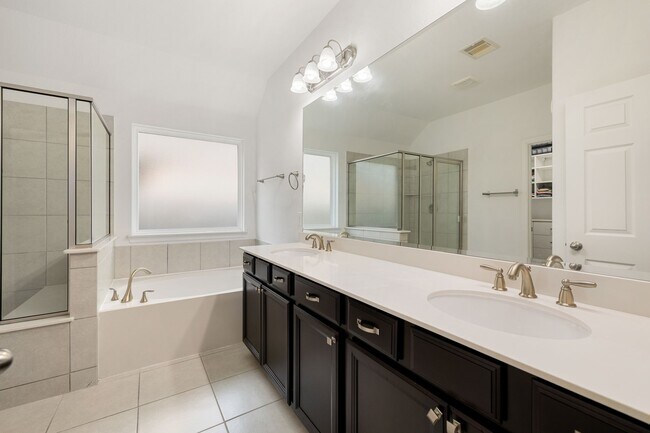 Building Photo - 10507 Angeline Springs Ln