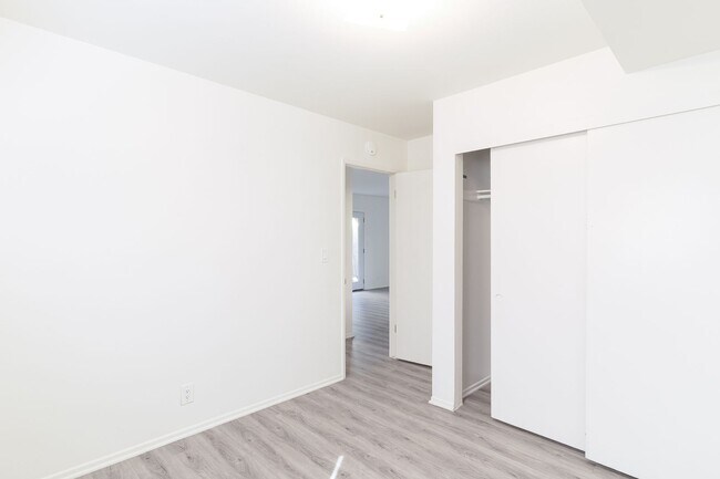 Building Photo - 109 Ojai Ave