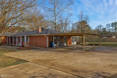 Building Photo - 633 W McKinley Ave