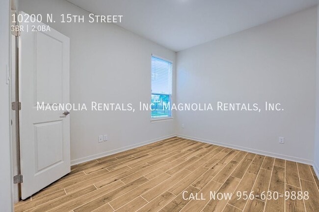 Building Photo - 10200 N 15th St