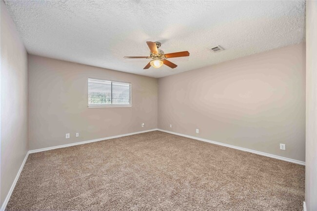 Building Photo - 5411 Mossy Timbers Dr