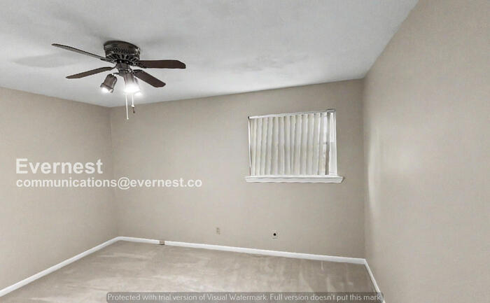 Building Photo - 331 Serena Dr