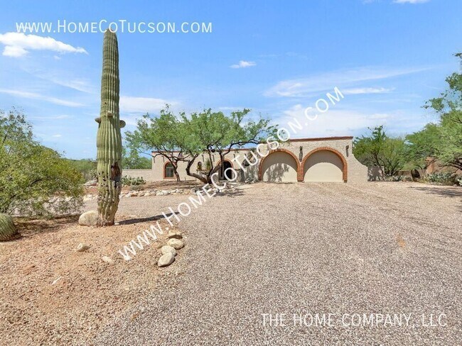 Building Photo - 5243 N Stonehouse Pl