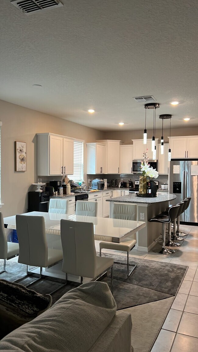 Building Photo - 217 Citrus Isle Lp