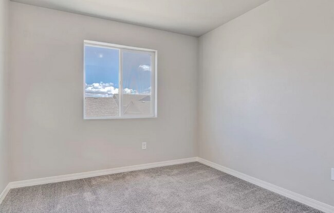 Building Photo - 7468 Johnsontown Hts