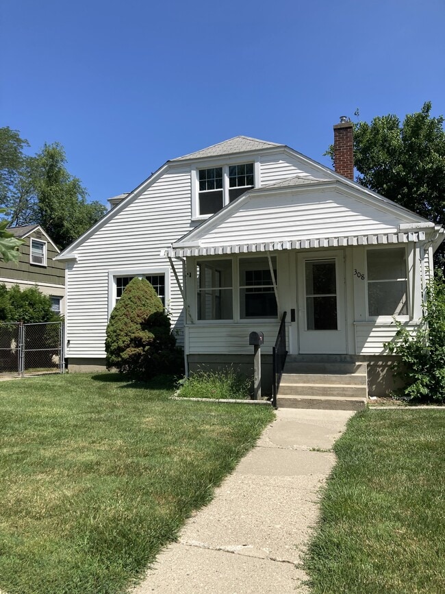 Primary Photo - 308 Snyder Ave