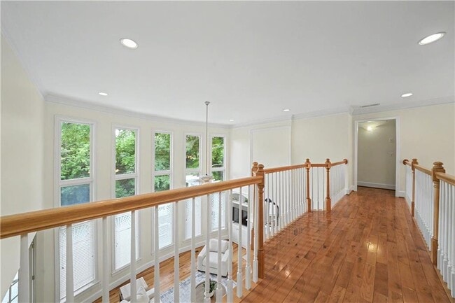Building Photo - 2260 Bent Creek Manor