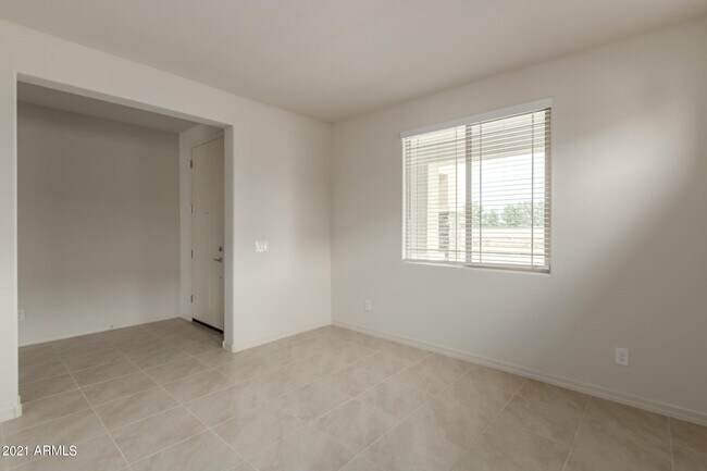 Building Photo - 25417 S 229th Pl