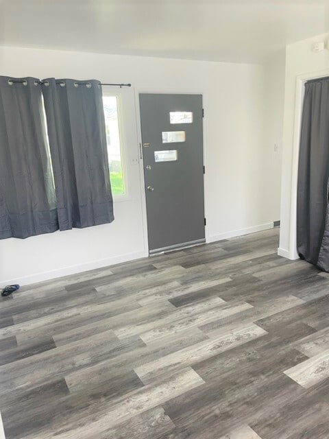 Primary Photo - 1244 1/2 N 24th St