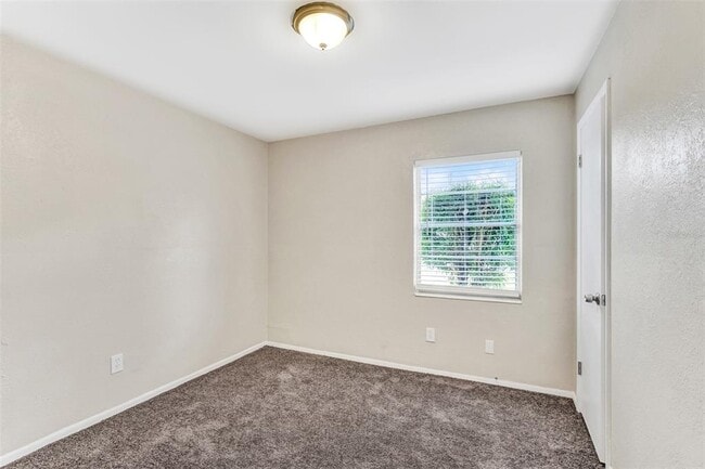 Building Photo - 4210 Gallimore St