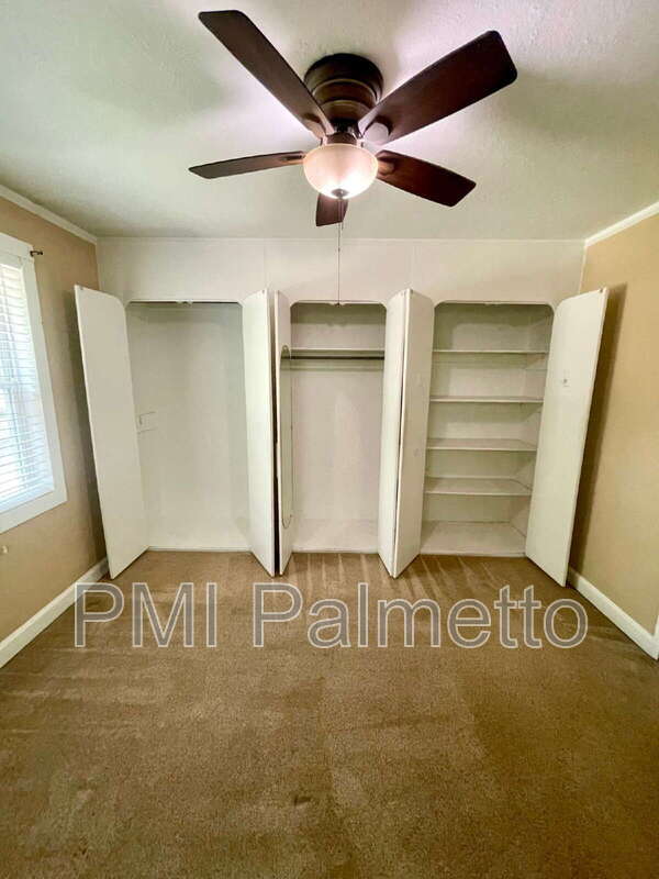 Building Photo - 241 Vallejo Cir