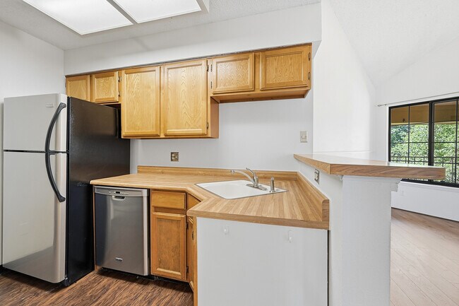 Building Photo - 4763 White Rock Cir