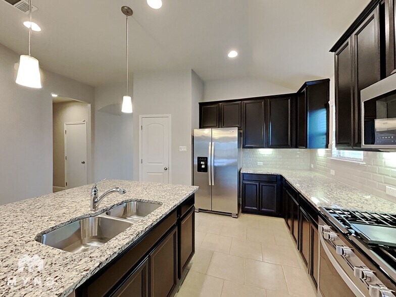 Building Photo - 3367 De Coronado Trail