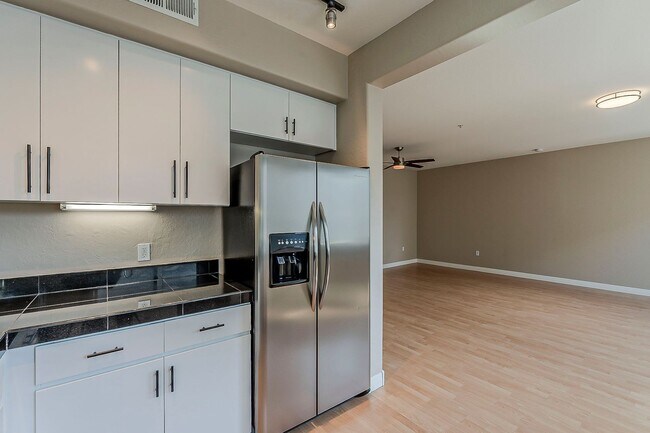 Building Photo - Modern Desert Living in the Heart of Downtown with PRIVATE GARAGE!!