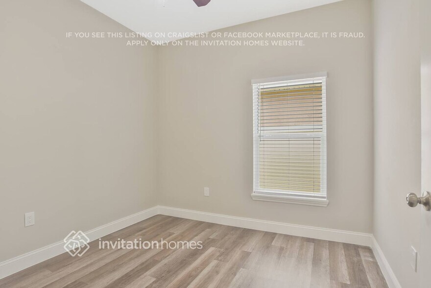 Building Photo - 7945 Riffle Ln