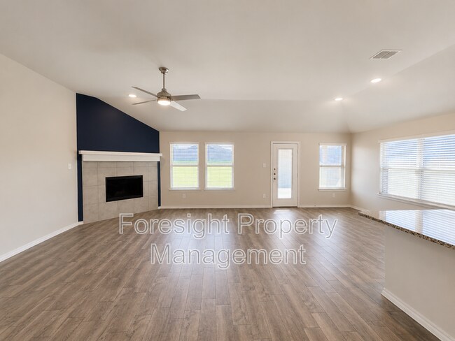 Building Photo - 538 Concho St
