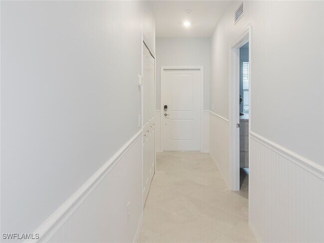 Building Photo - 5467 Double Eagle Cir