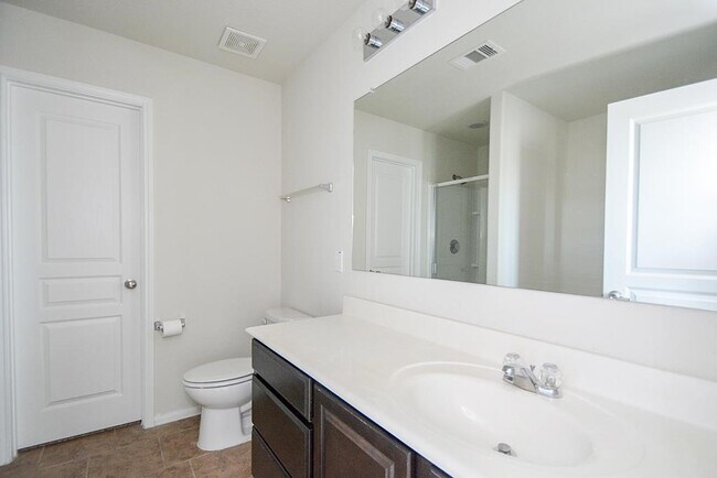 Building Photo - 5827 Banyan Oak Ct
