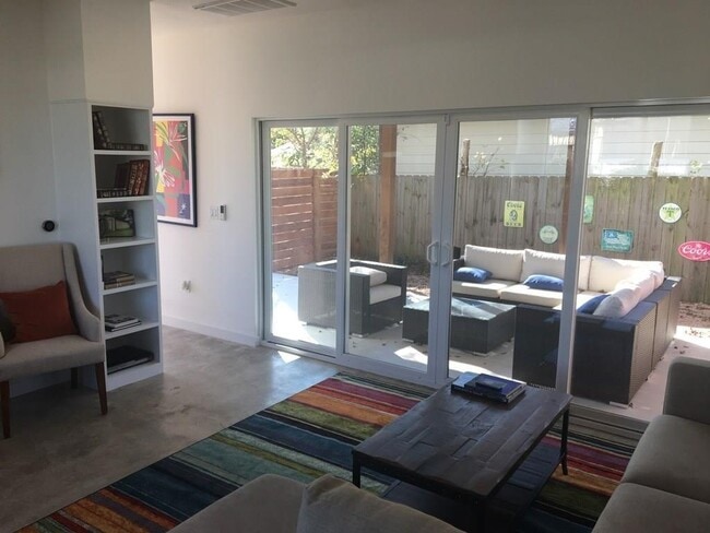 Building Photo - 5517 Avenue G