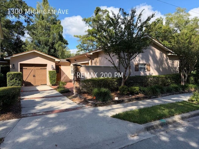 Building Photo - 1300 Michigan Ave