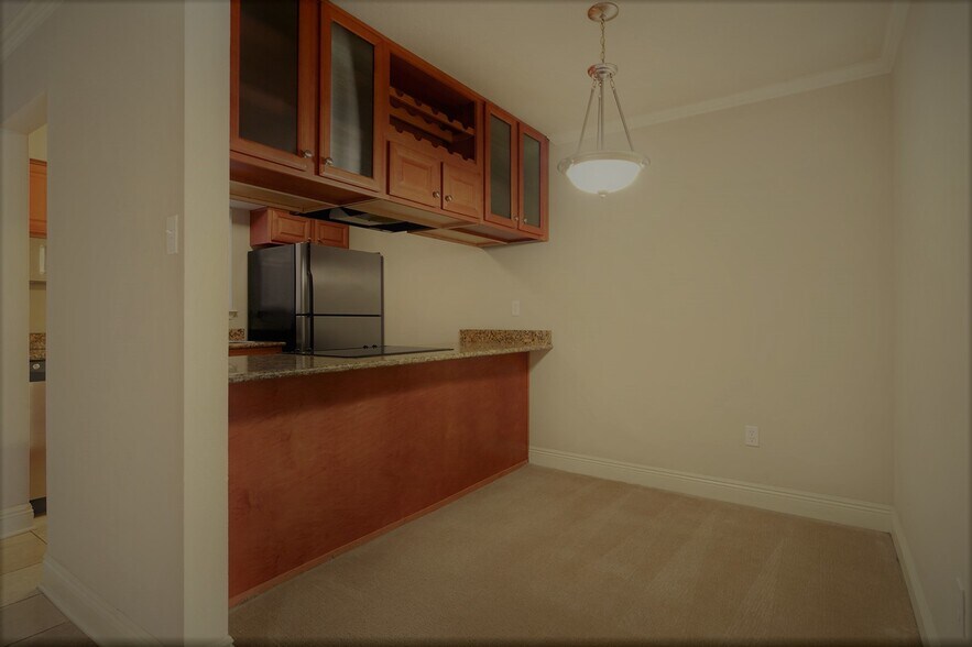 Primary Photo - 3805 Houma Blvd