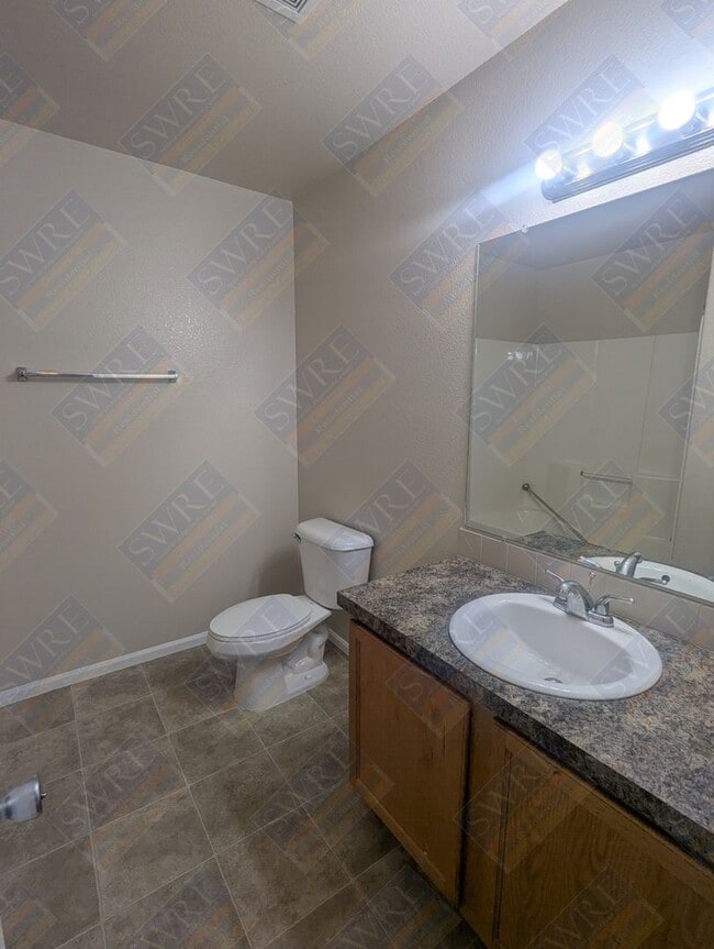 Building Photo - 405 Archers Trail-