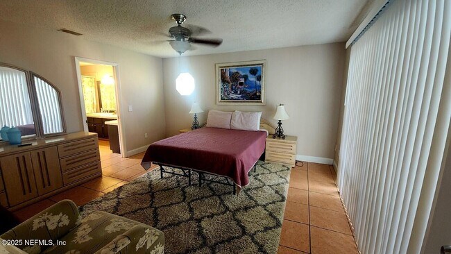 Building Photo - 10 Blackfoot Ct