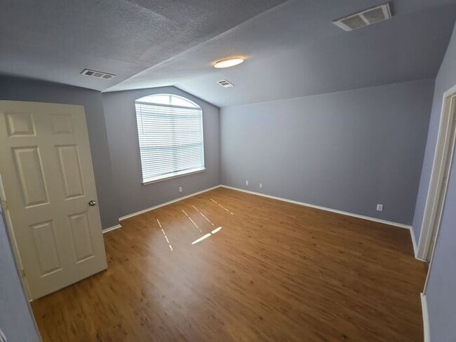 Building Photo - 13628 Oystercatcher Dr