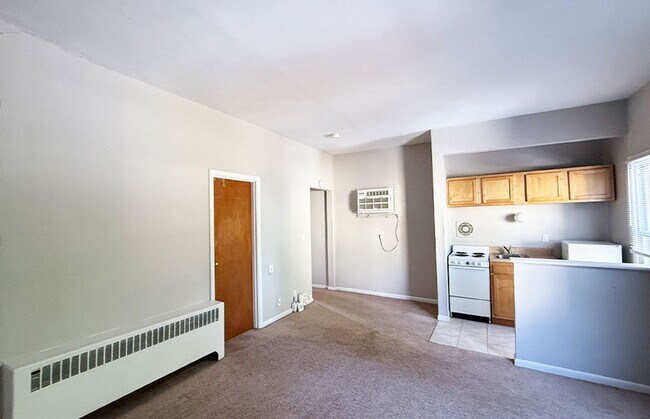 Interior Photo - Telford 3419