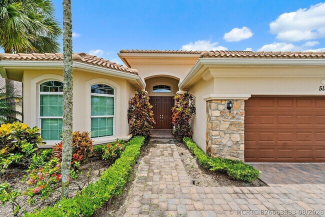 Building Photo - 518 Carrara Ct