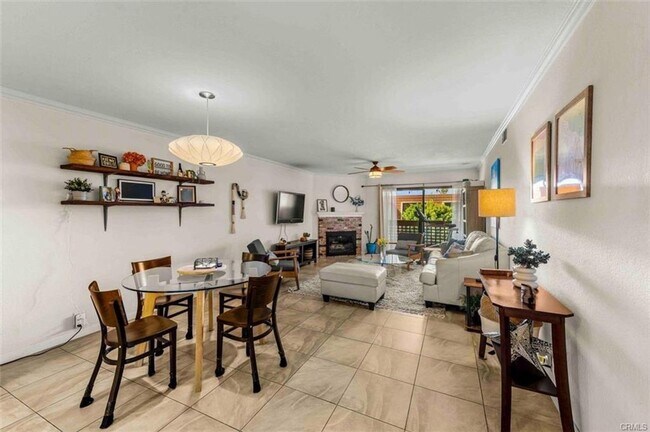 Building Photo - Resort-Style Living in Signal Hill - 2 Bed/2 Bath Condo for Lease