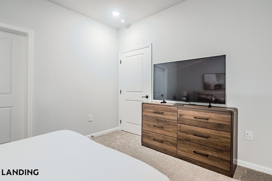 Building Photo - 1650 Harris Hill Rd