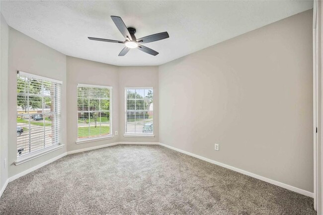 Building Photo - 14611 Wynbourn Way