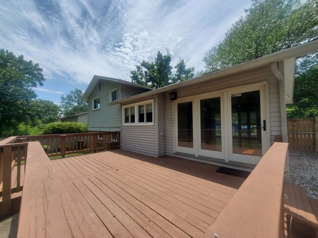Building Photo - 4517 Mayfield Dr