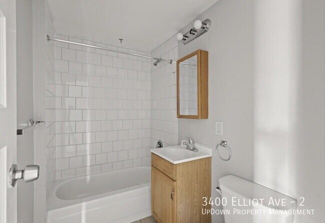 Building Photo - 3400 Elliot Ave