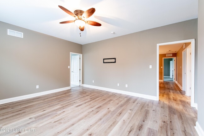 Building Photo - 18004 Duckleigh Ln