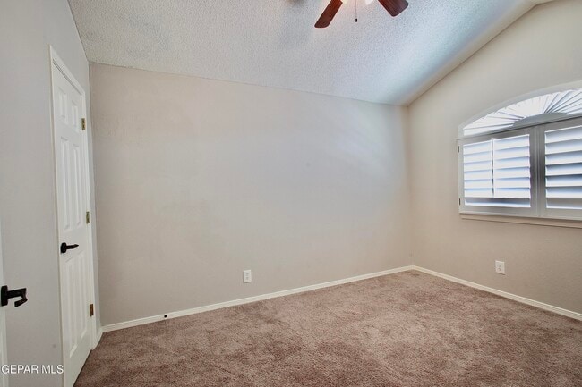 Building Photo - 12229 Kingsgate Ct