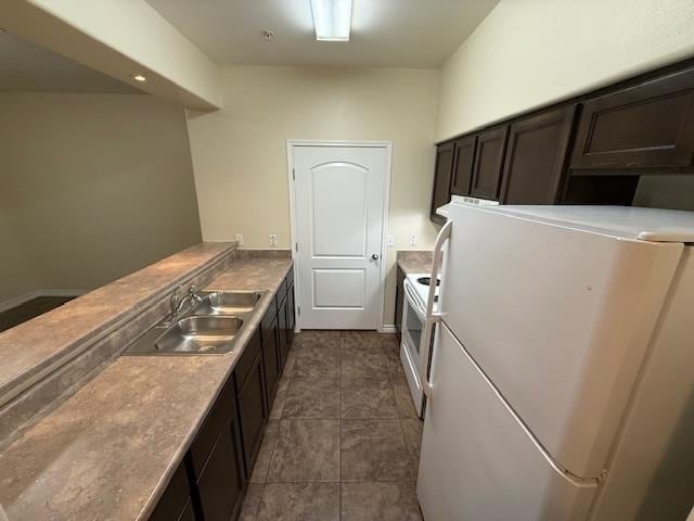 Building Photo - 1204 E Lyon St