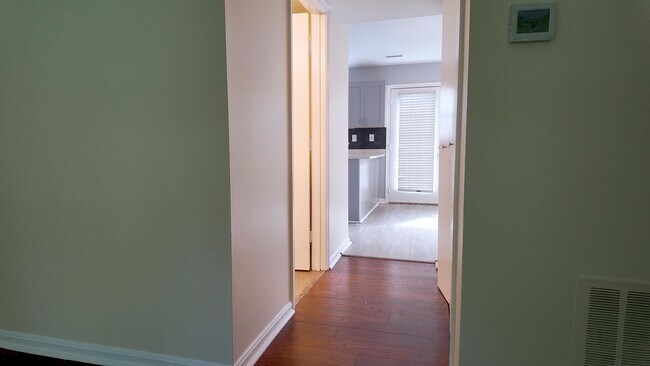 Building Photo - 4453 Eagle Ct