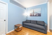 Building Photo - 341 E 79th St