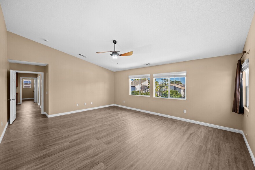 Building Photo - 38442 Wakefield Pl