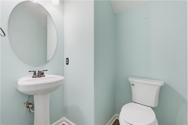 Building Photo - 13 Concordia Dr