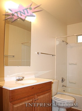 Building Photo - Duplex in Prescott ~ COMP HOLD
