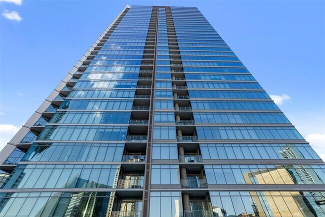 Building Photo - 501 West Ave