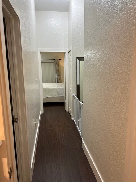 Building Photo - 20764 SW 82nd Ave