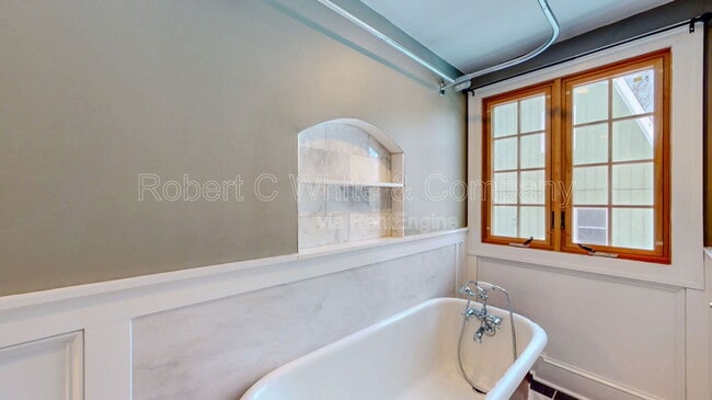 Building Photo - 2 Currituck Rd