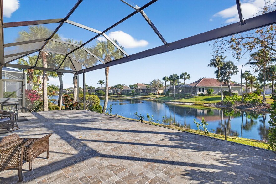 Building Photo - 8943 Greenwich Hills Way