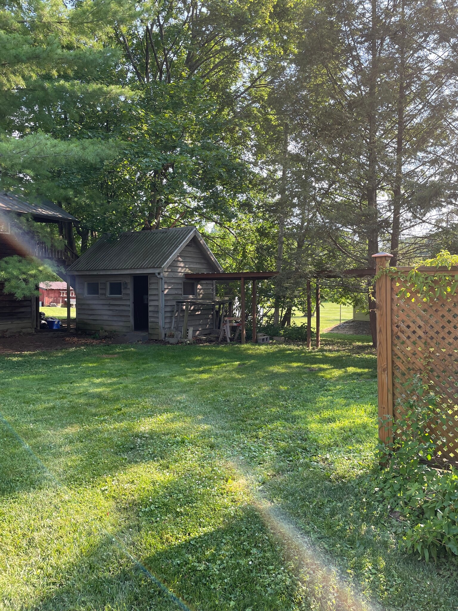 Building Photo - 202 W Pine St