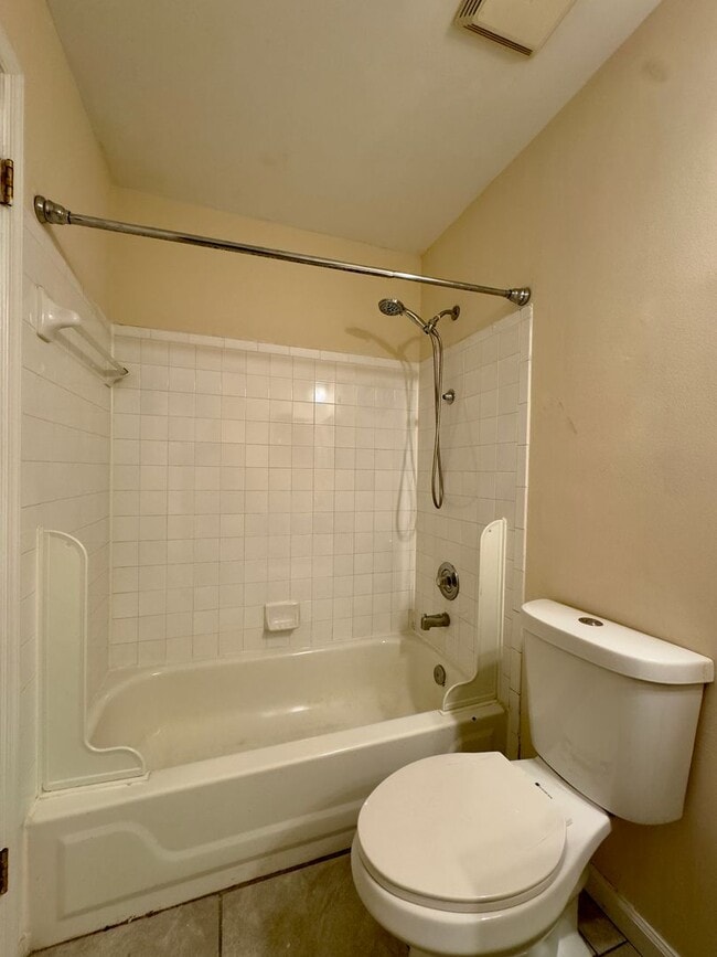 Building Photo - Charming 3 Bedroom/2.5 Bathroom Townhome in Randallstown, MD!